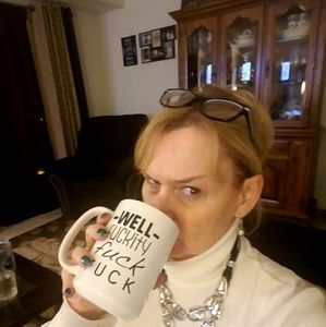 Meet your Posher, Cheryl